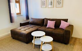 Am Schloss Wolkenstein, 75M2, 2Br, Babybett